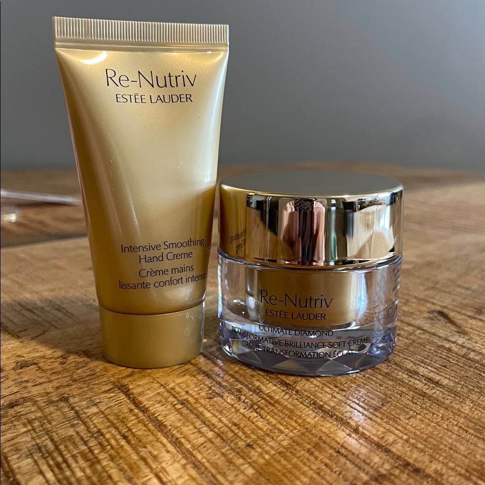 Estee Lauder Re-Nutriv Ultimate Diamond Cream AND Intensive Smoothing Hand Creme - Picture 6 of 6